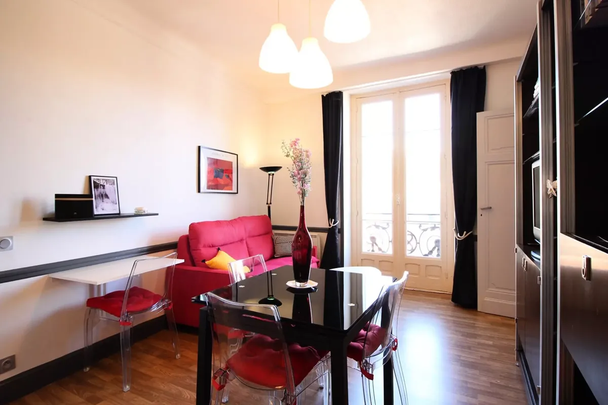 2 Pièces 4 Personnes