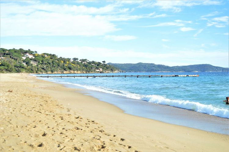 MAISON 4 PIÈCES POUR 6/8 PERSONNES À LA CROIX VALMER - Les palmiers