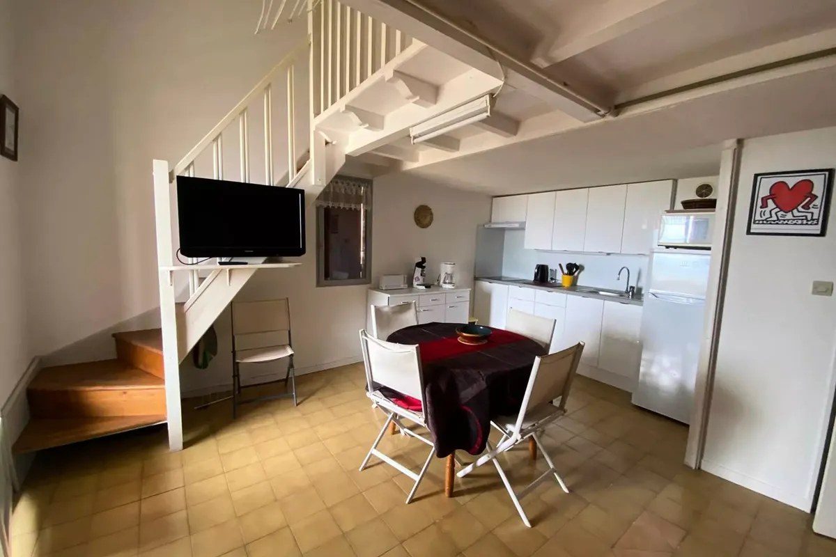 2 Pièces 6 Personnes