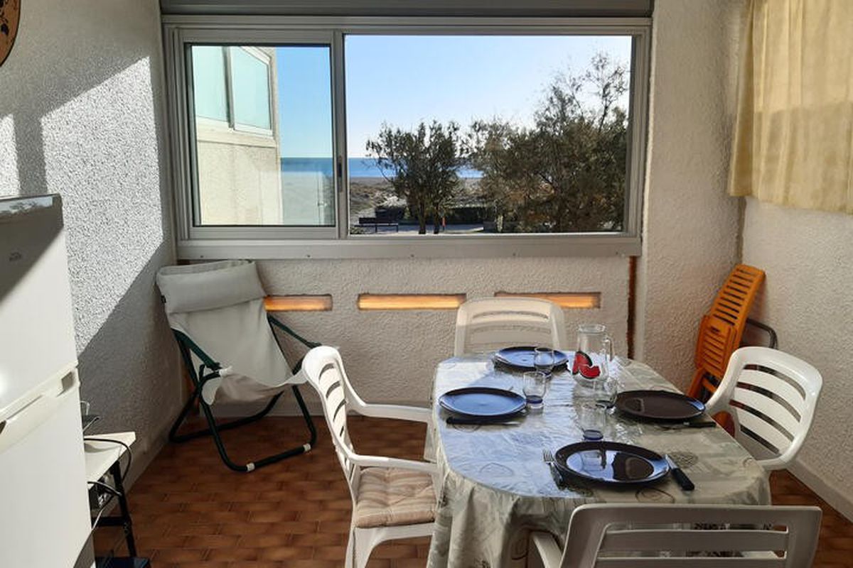 1 Pièce 4 Personnes