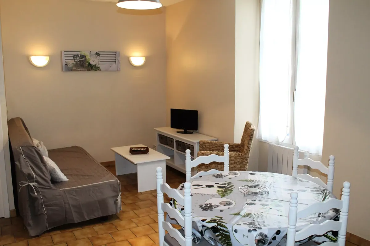 2 Pièces 4 Personnes