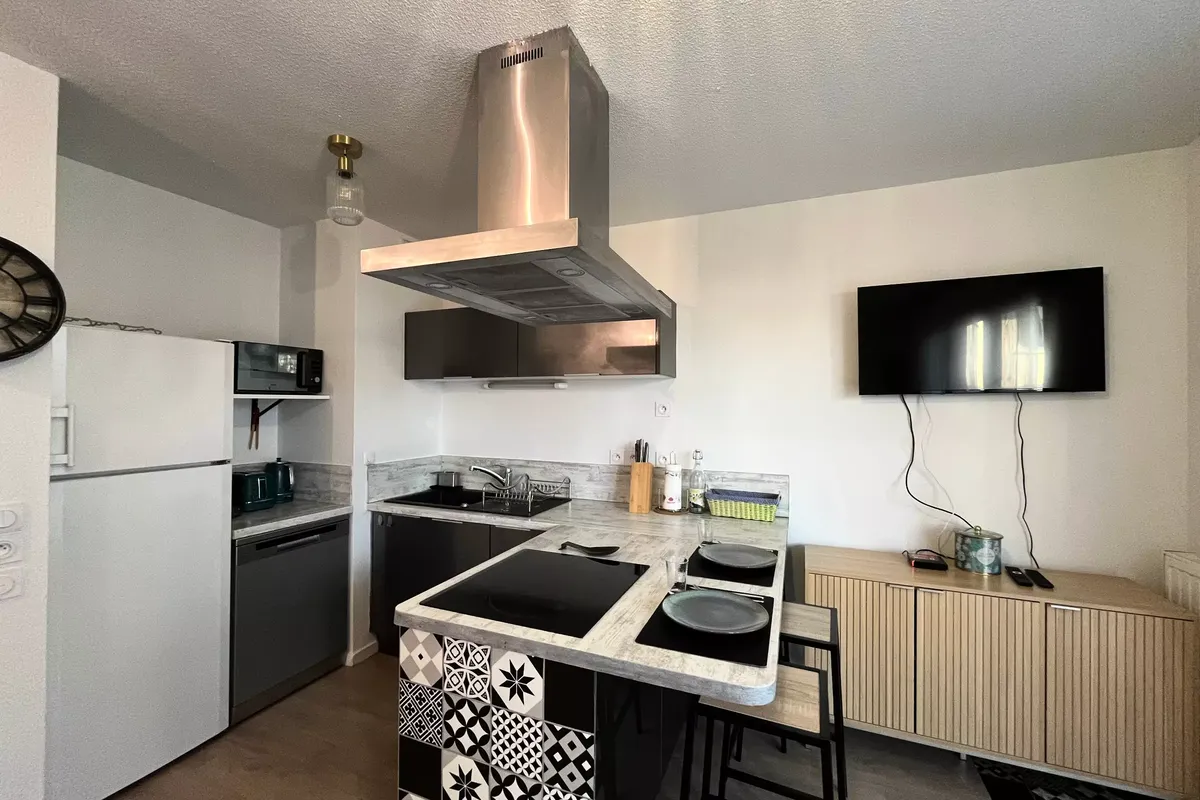 3 Pièces 6 Personnes