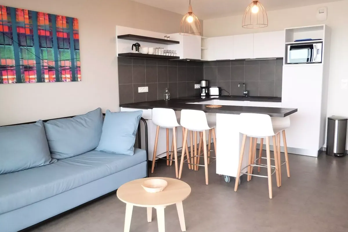 3 Pièces 6 Personnes