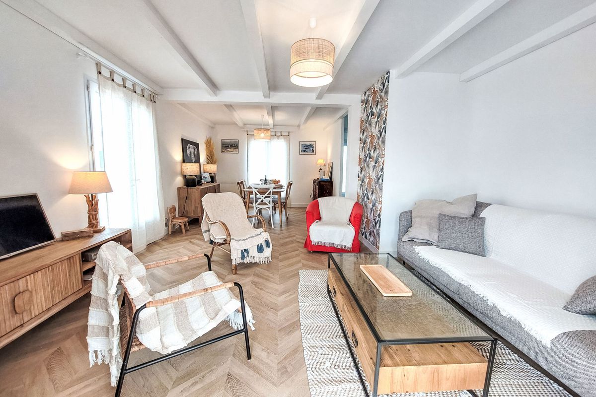 Maison Plage, port et commerces à 2 pas