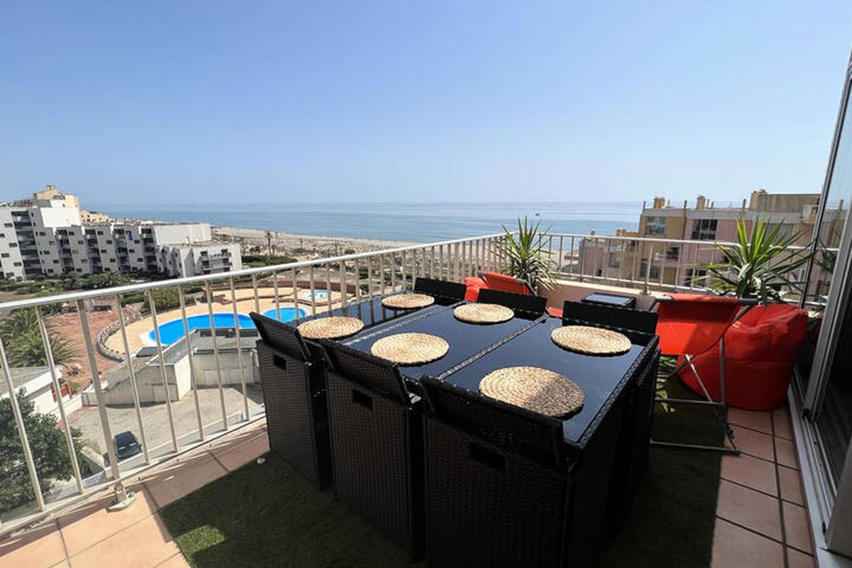 3 Pièces 6 Personnes