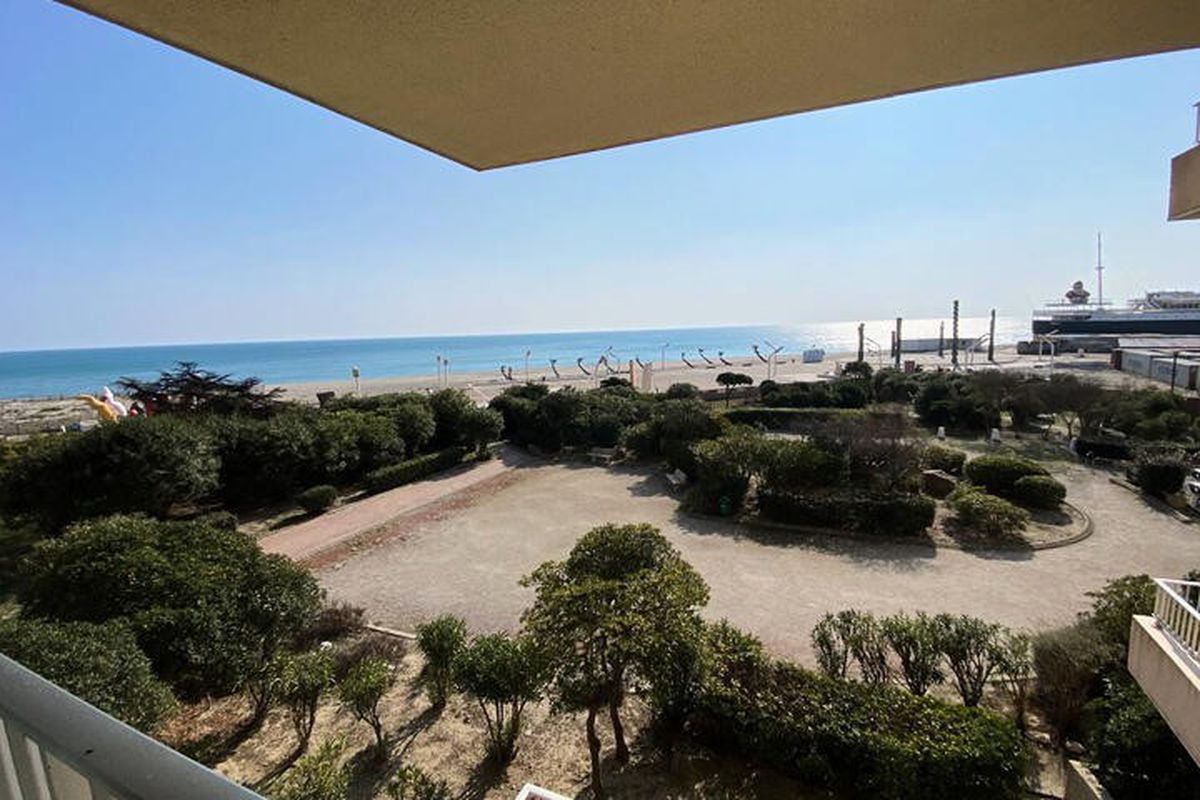 3 Pièces 6 Personnes