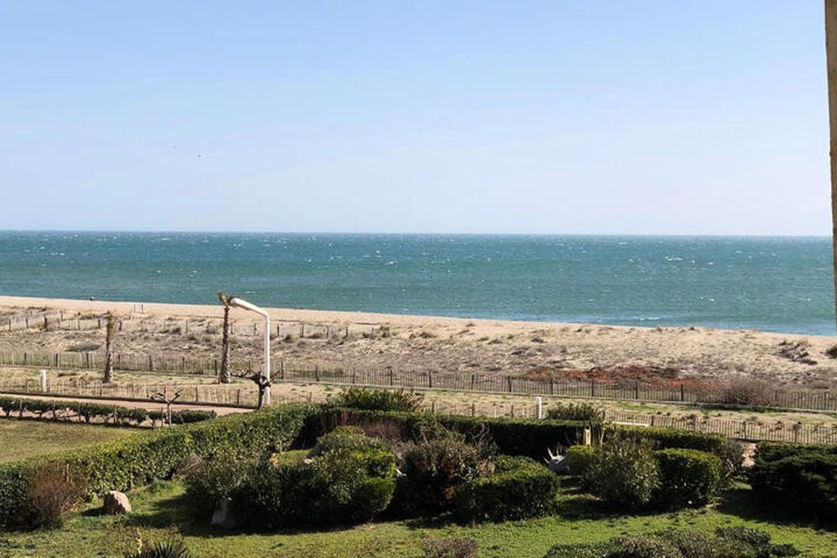 1 Pièce 4 Personnes