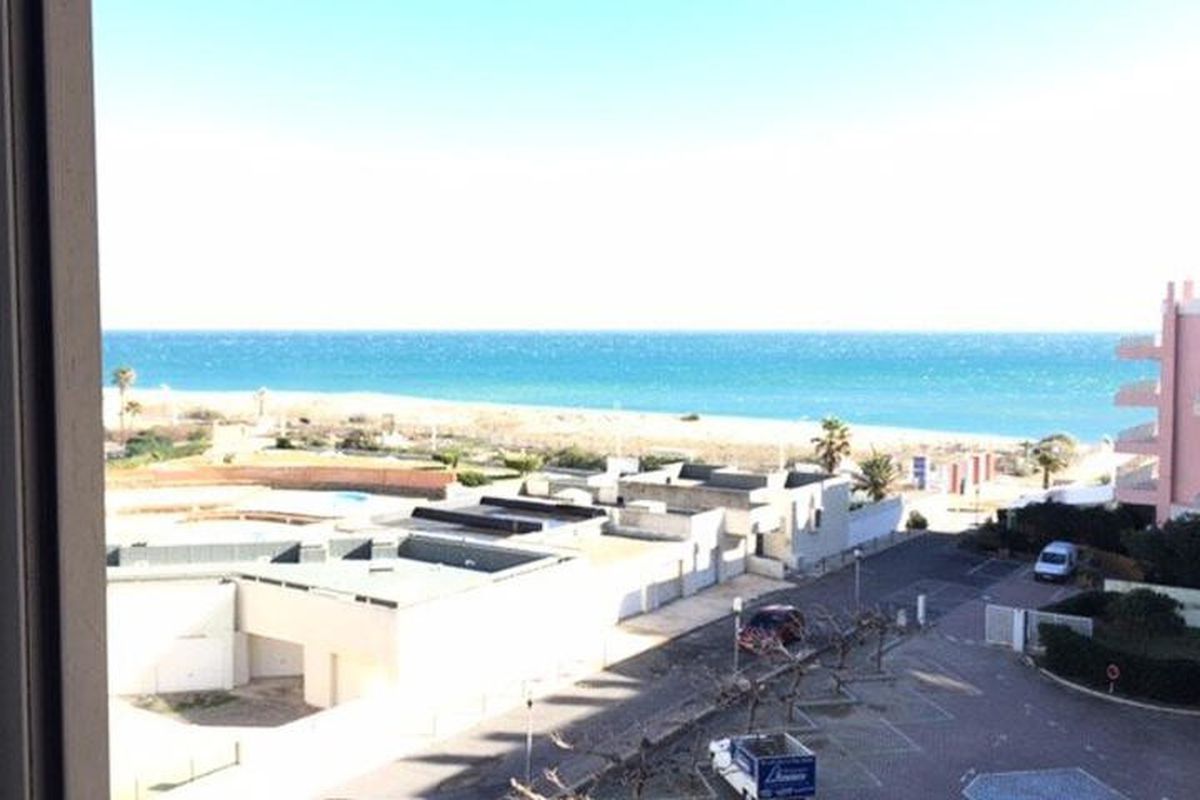 3 Pièces 6 Personnes