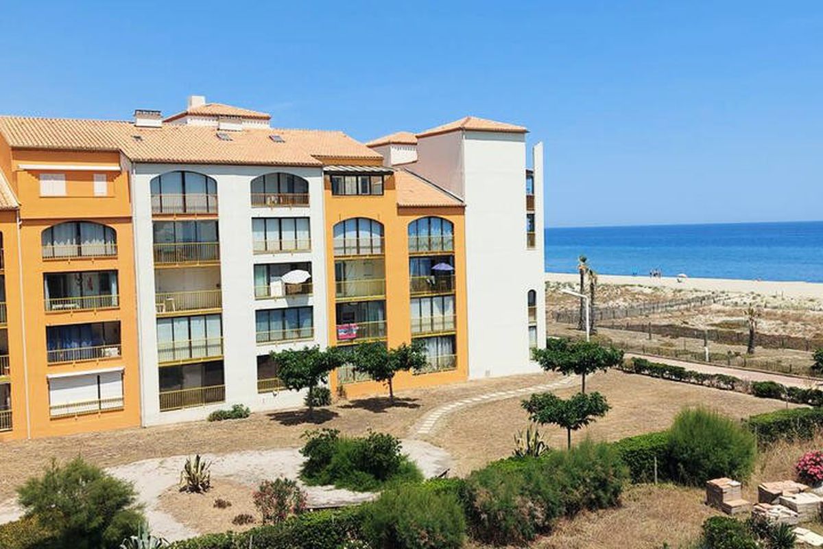 1 Pièce 4 Personnes