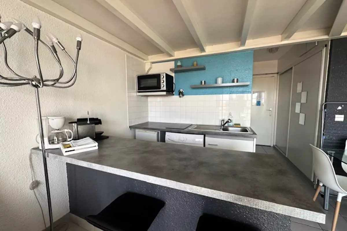 1 Pièce 4 Personnes