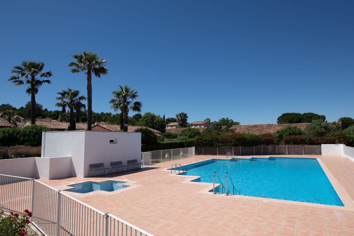 Maison Le Green Village