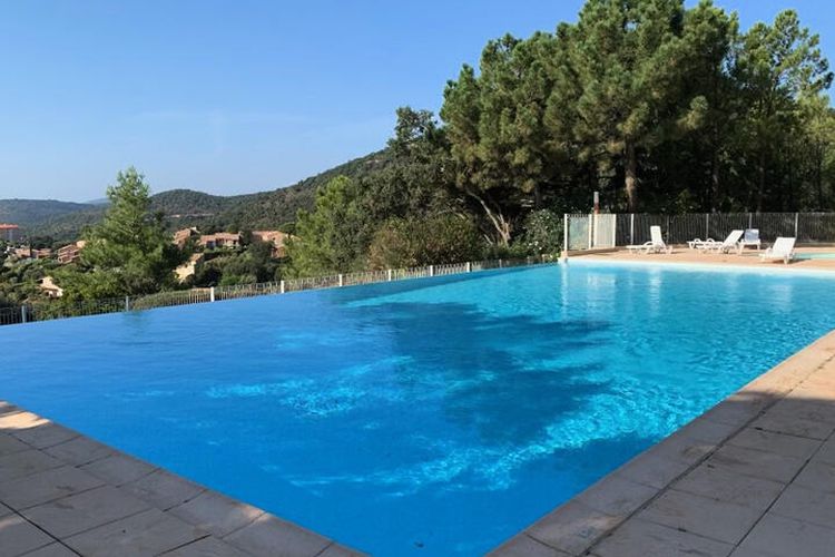 2 Pièces 4 Personnes