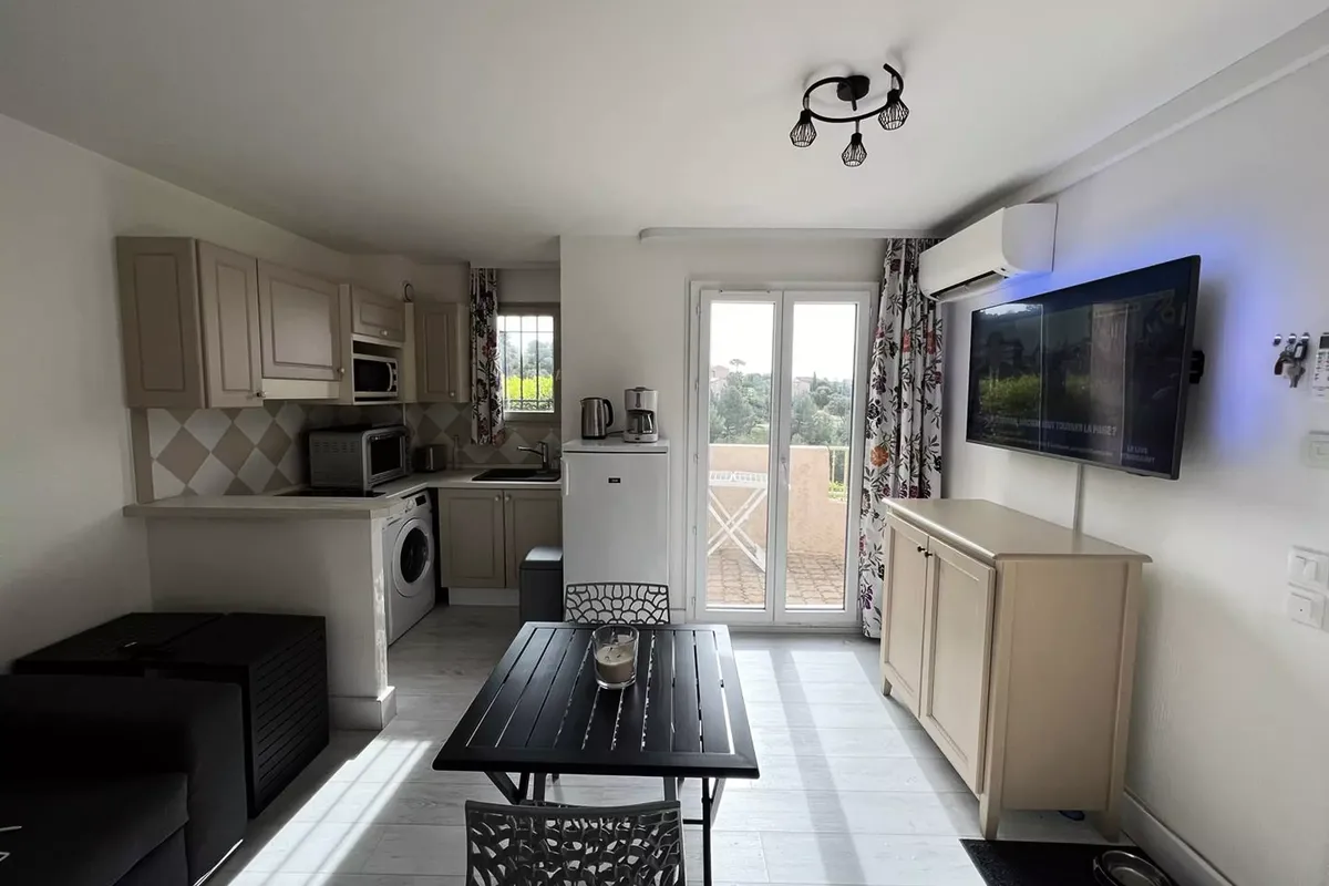 2 Pièces 4 Personnes