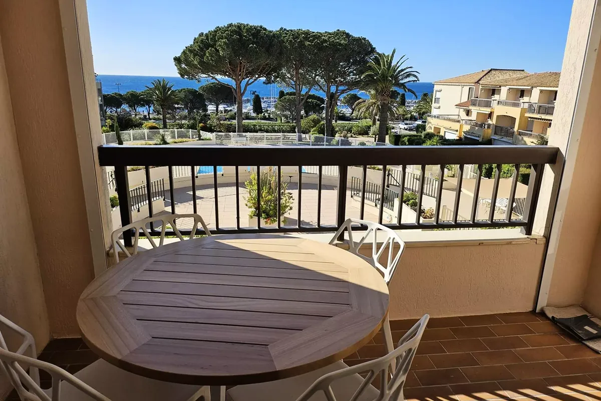 2 Pièces 4 Personnes