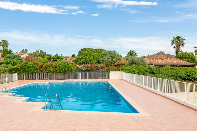 Maison Le Green Village