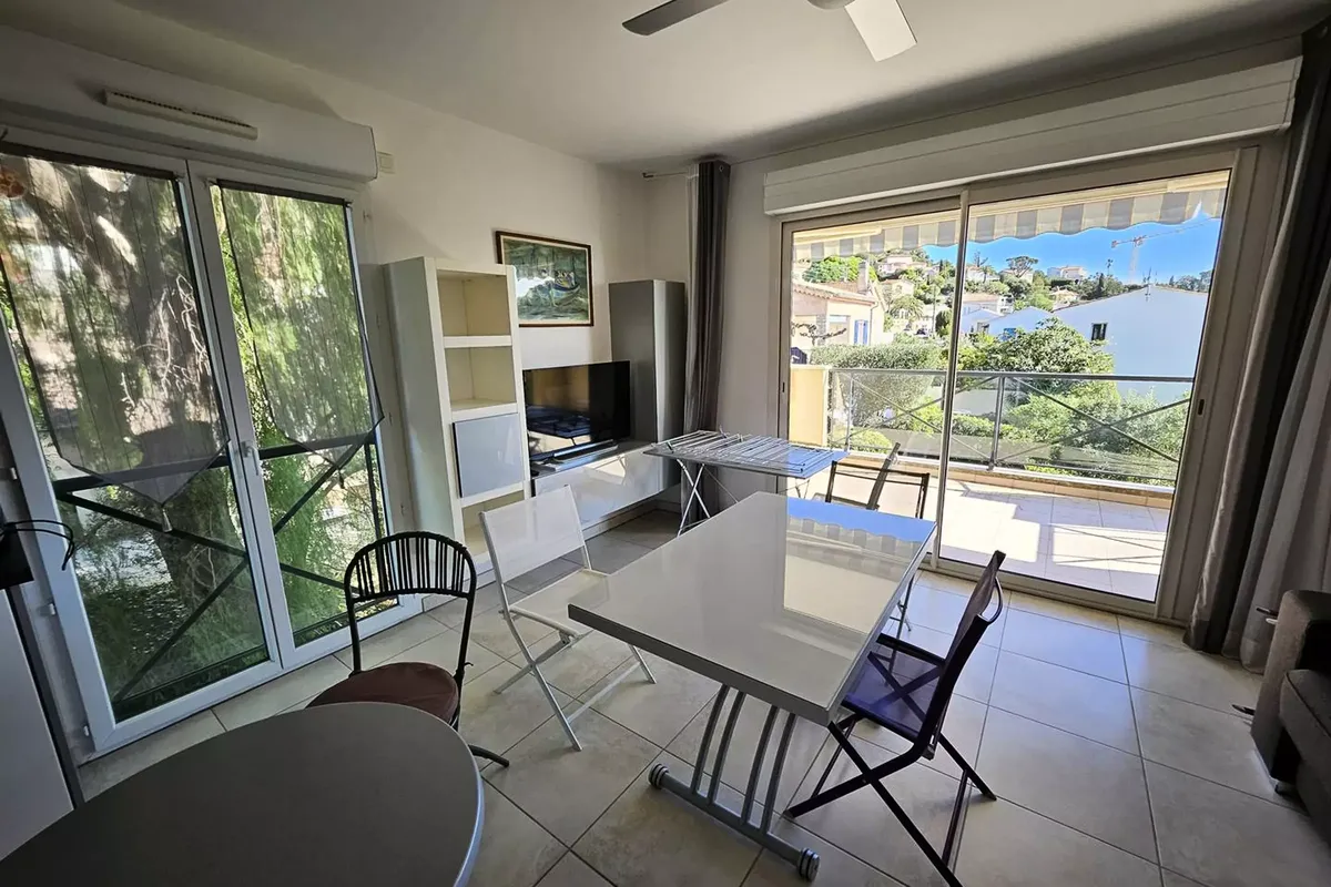 2 Pièces 4 Personnes