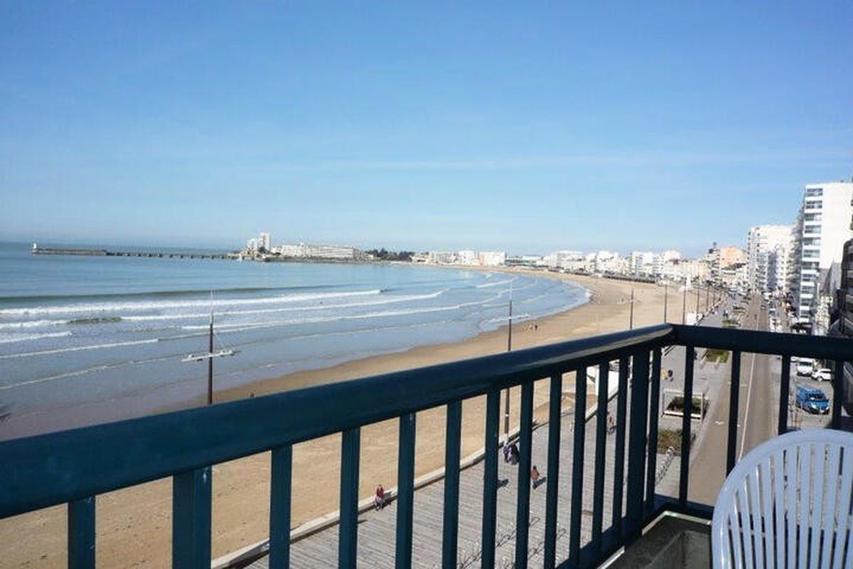 1 Pièce 4 Personnes