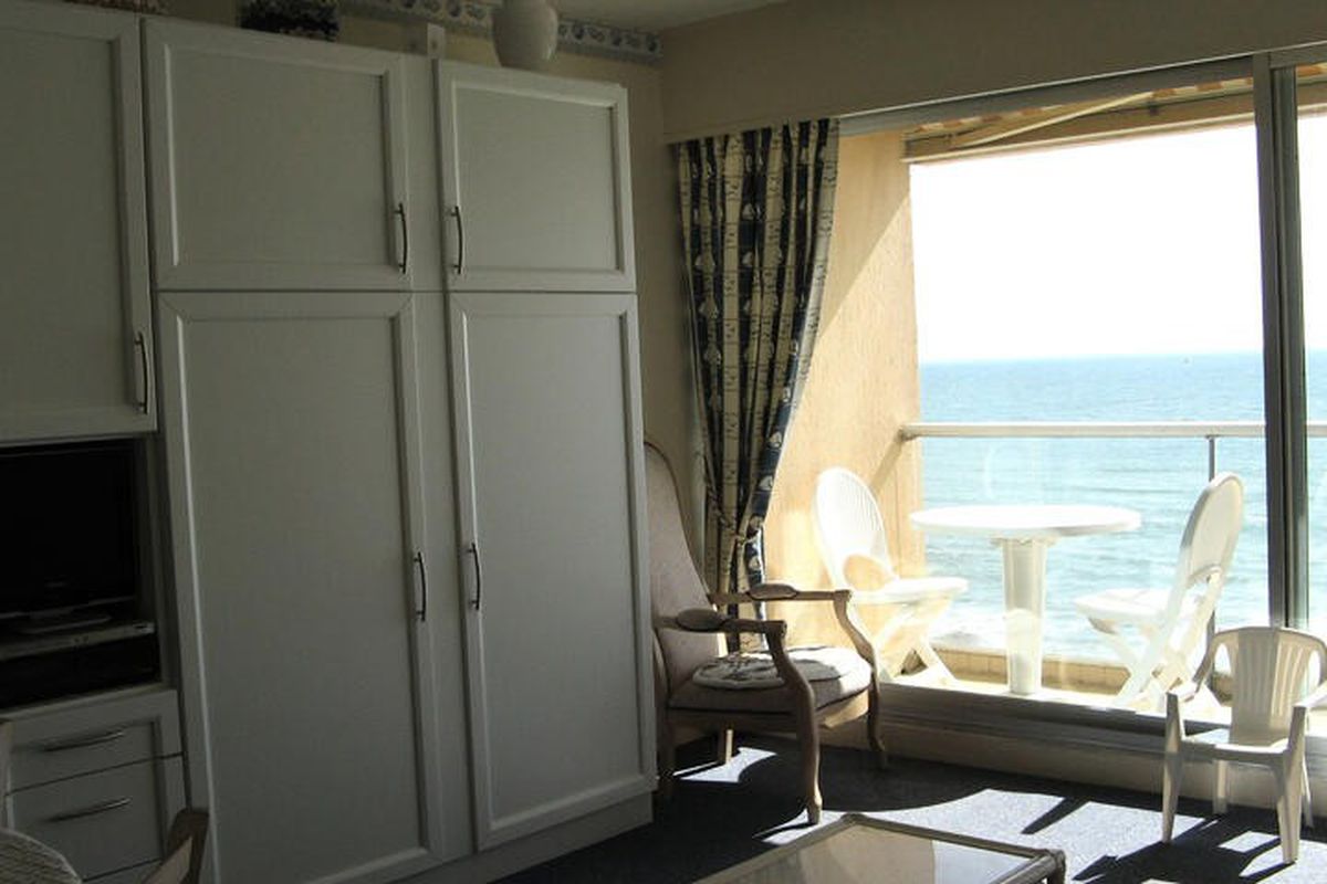 1 Pièce 4 Personnes