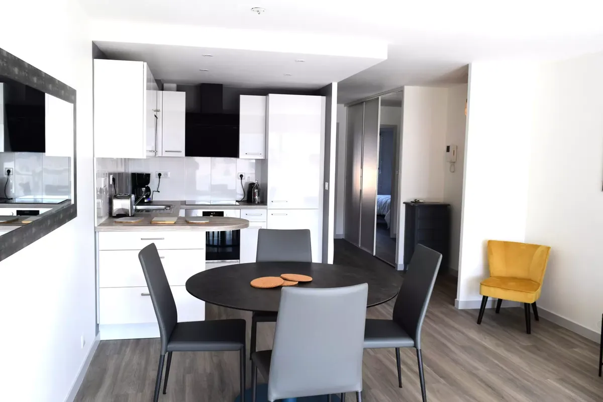 2 Pièces 4 Personnes