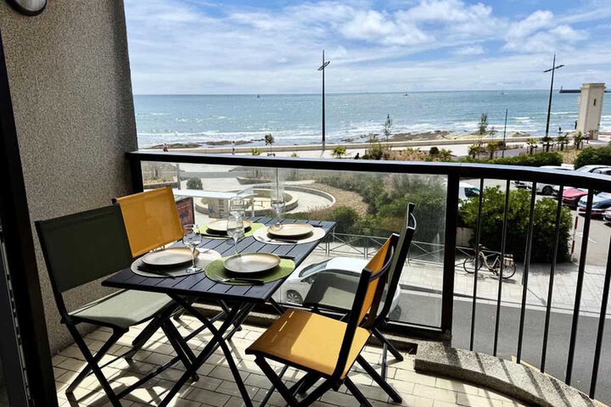 1 Pièce 4 Personnes