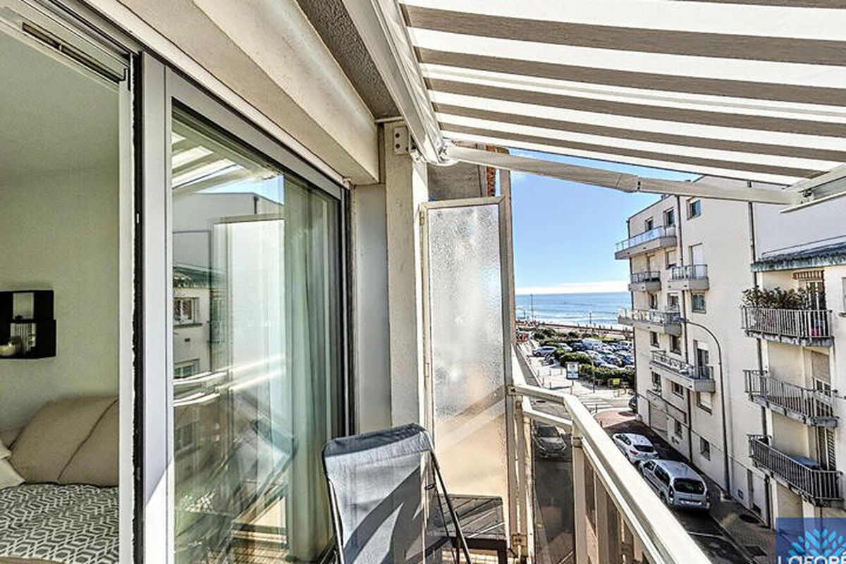 1 Pièce 4 Personnes