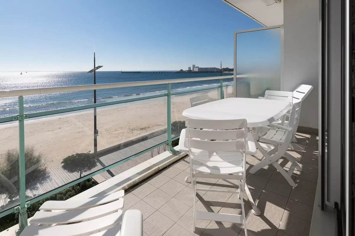 1 Pièce 4 Personnes