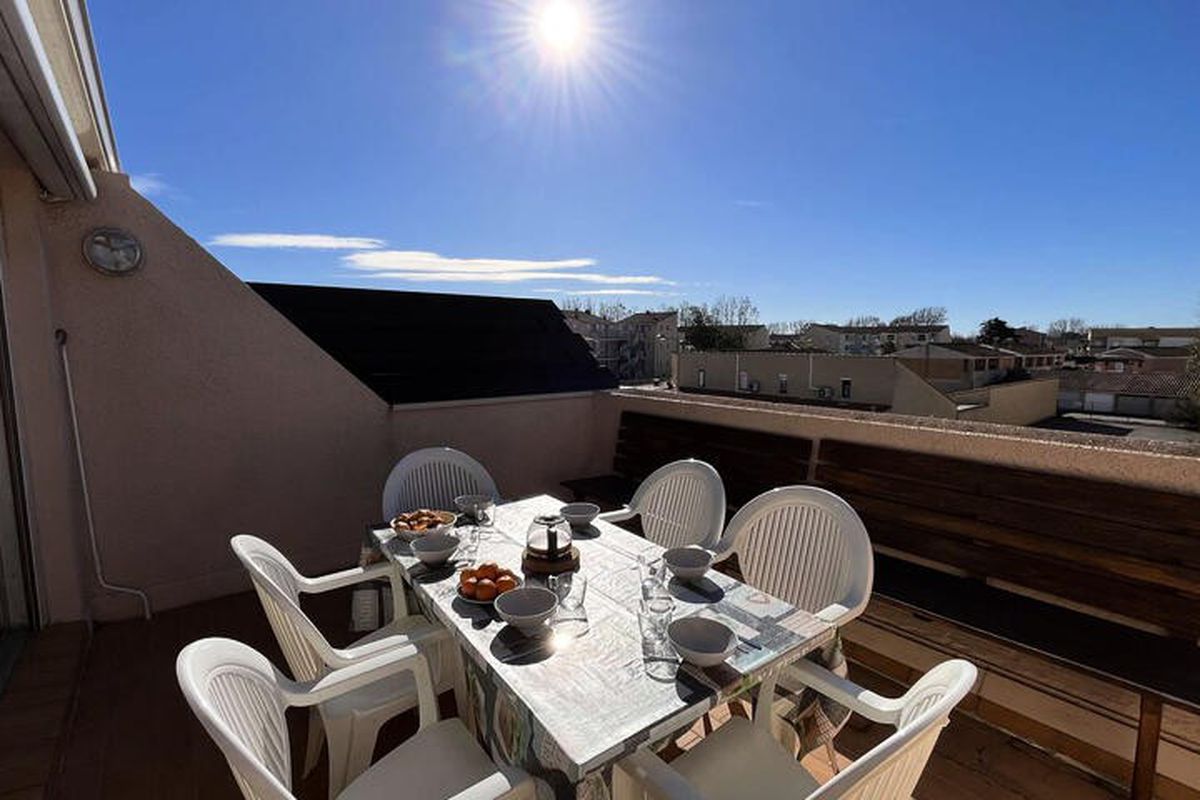 2 Pièces 6 Personnes