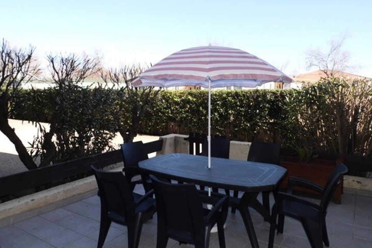 2 Pièces 5 Personnes