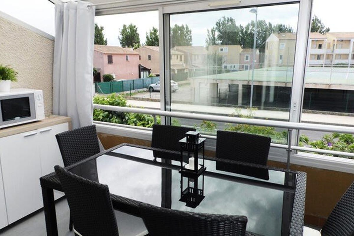 1 Pièce 5 Personnes