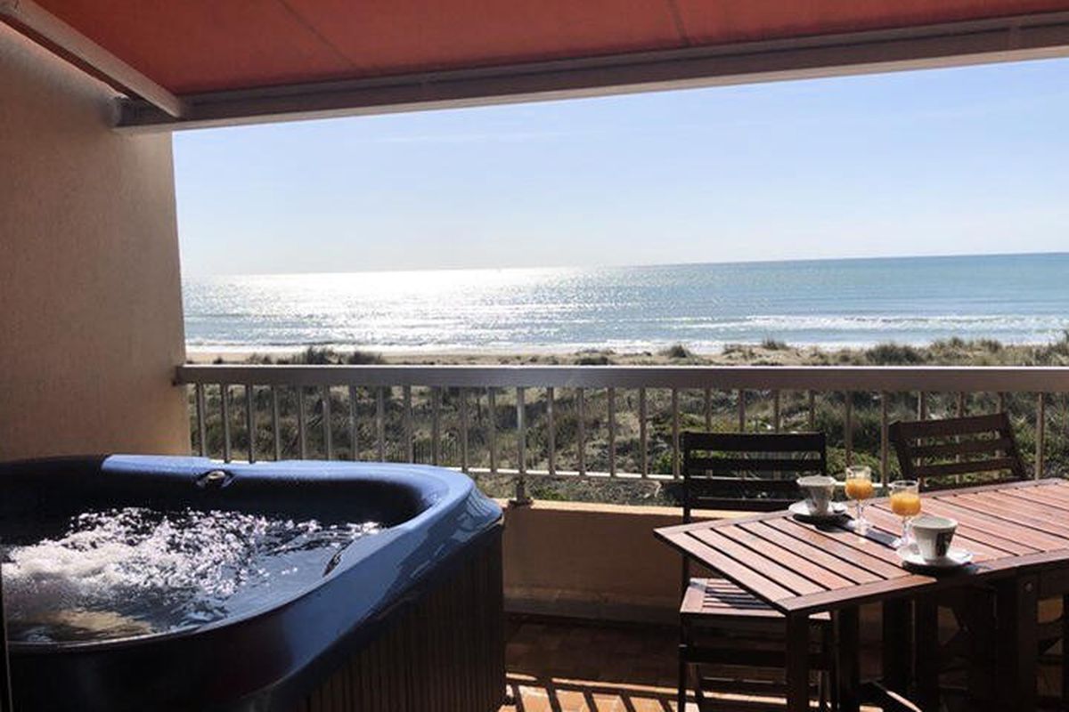 1 Pièce 4 Personnes