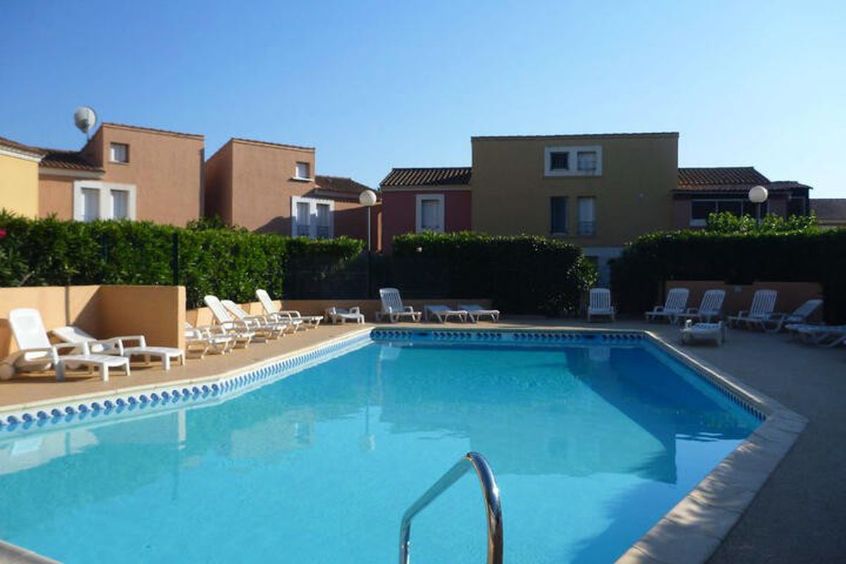 3 Pièces 6 Personnes