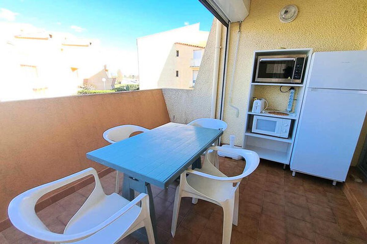 1 Pièce 4 Personnes