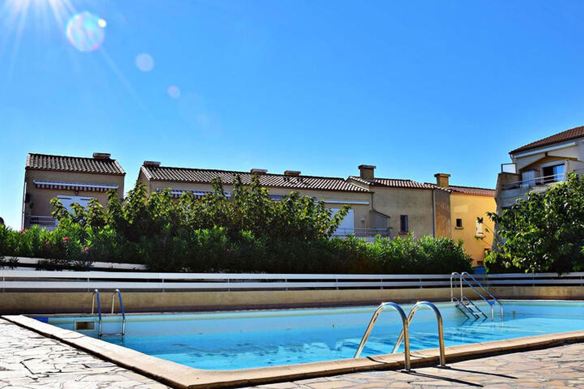 3 Pièces 6 Personnes