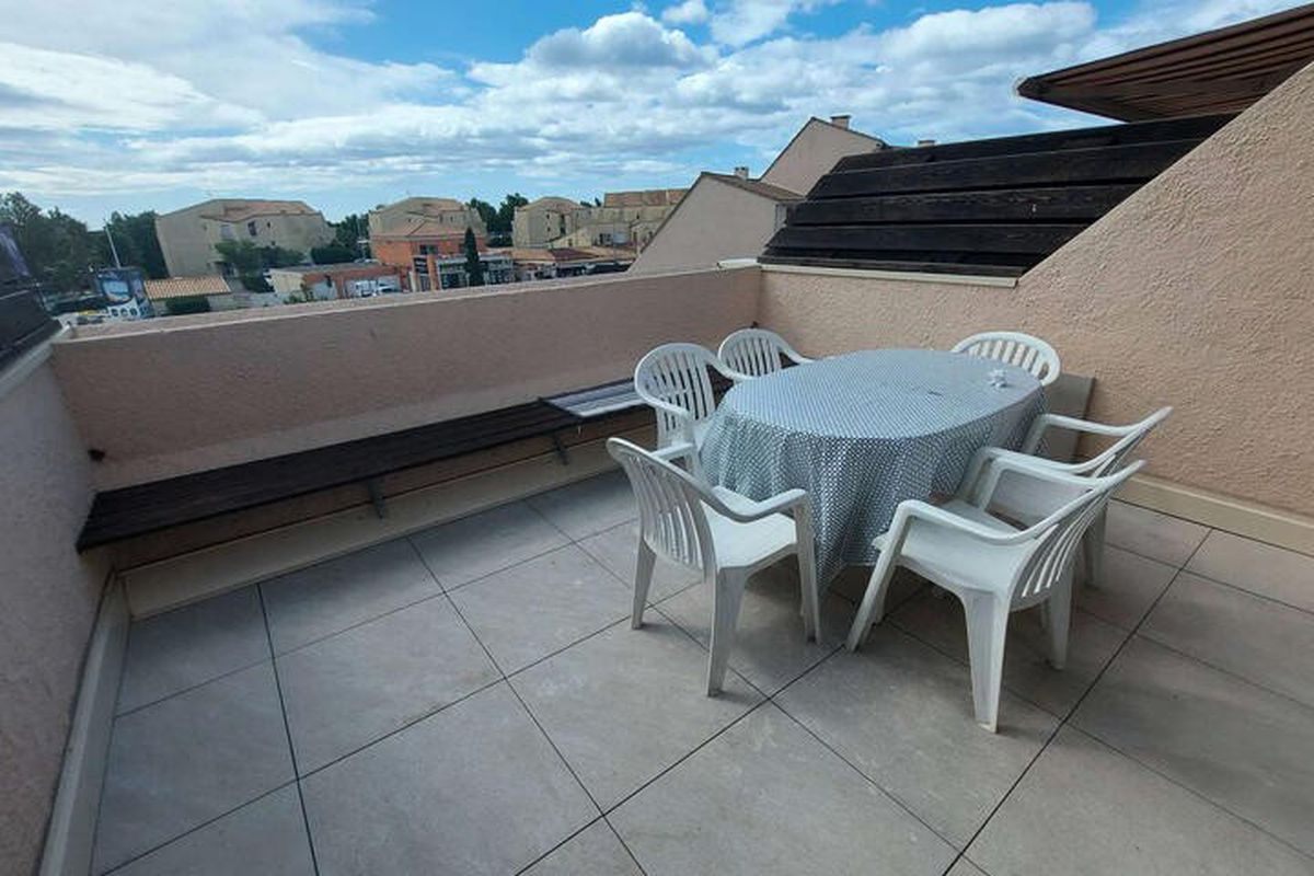 3 Pièces 6 Personnes