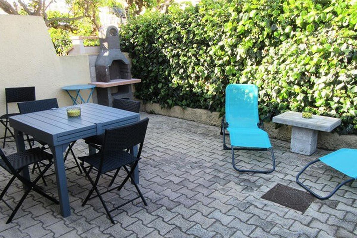 2 Pièces 5 Personnes