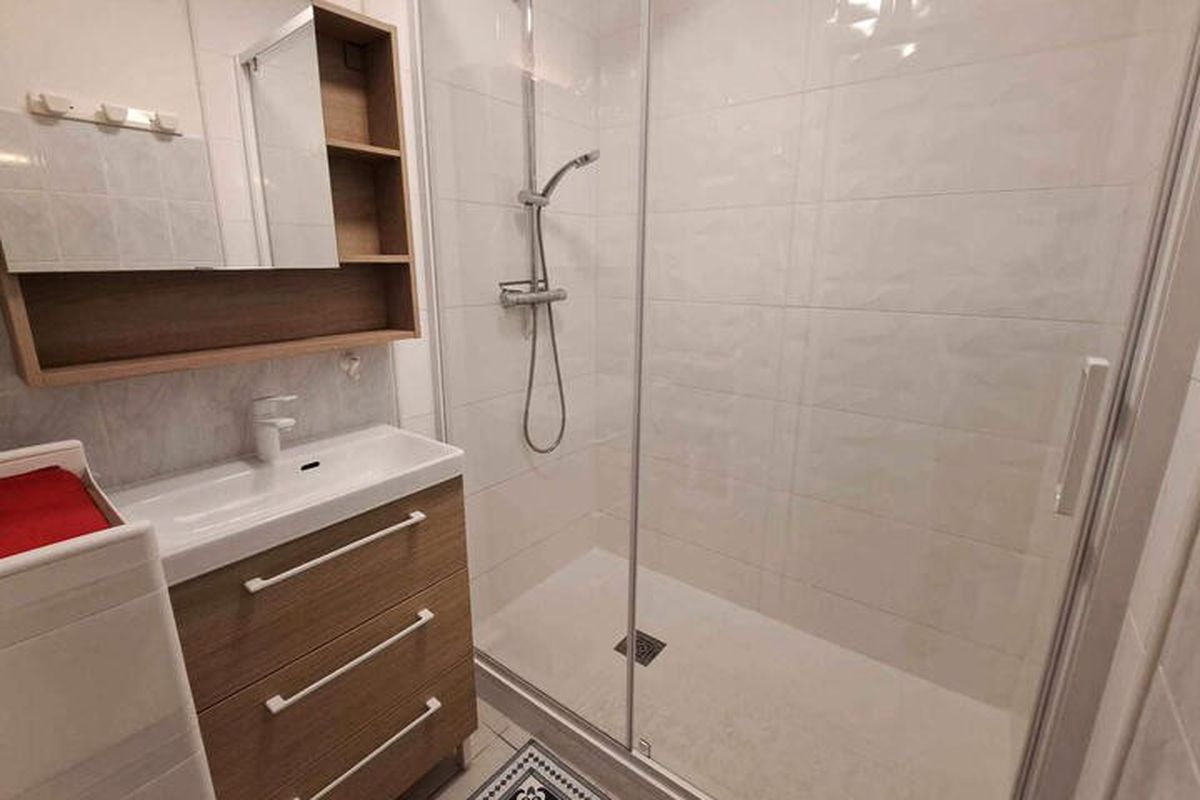 2 Pièces 4 Personnes