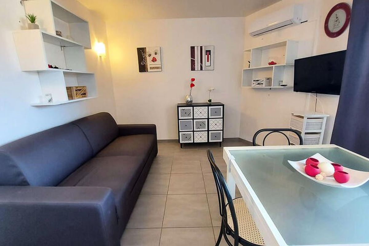 1 Pièce 4 Personnes