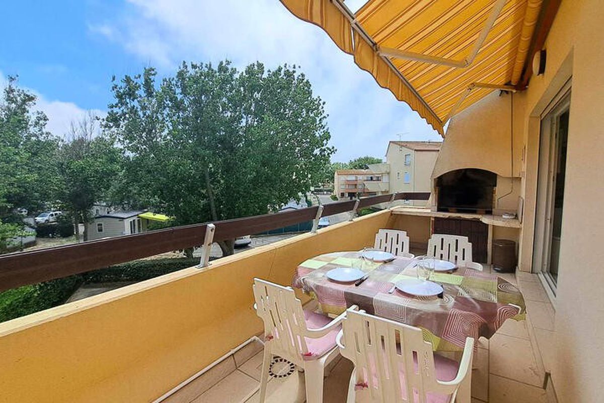 2 Pièces 5 Personnes