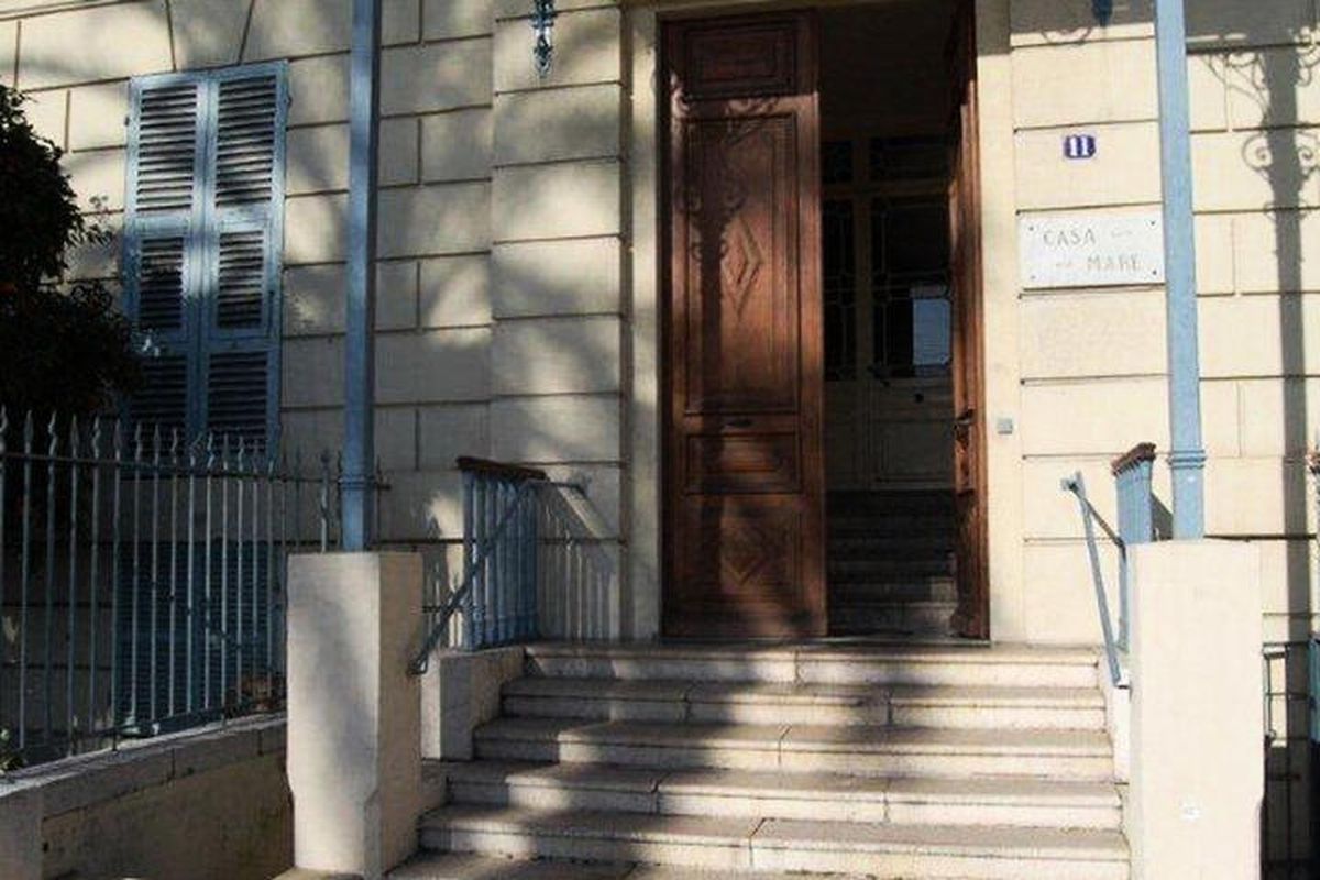 1 Pièce 4 Personnes