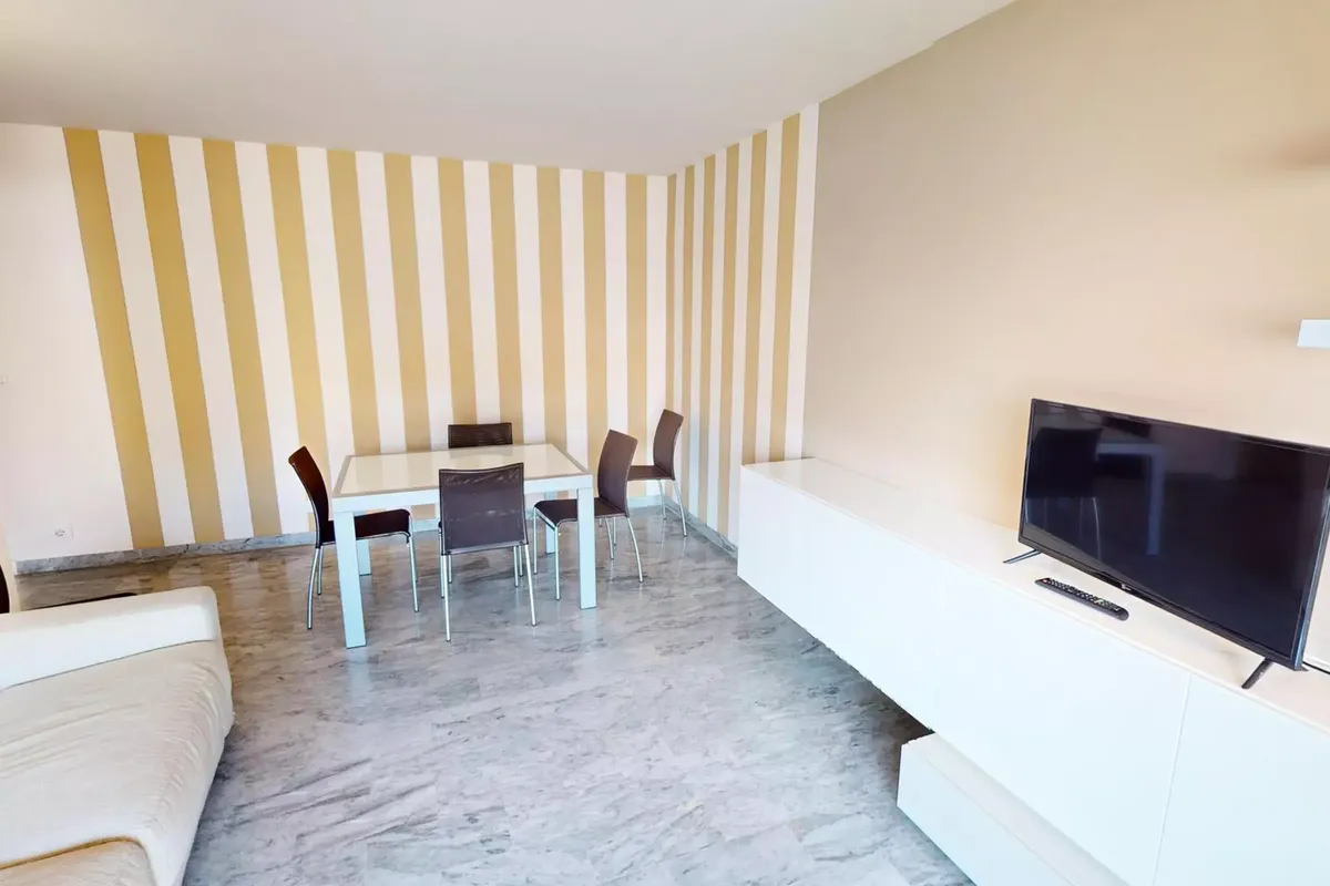 3 Pièces 7 Personnes