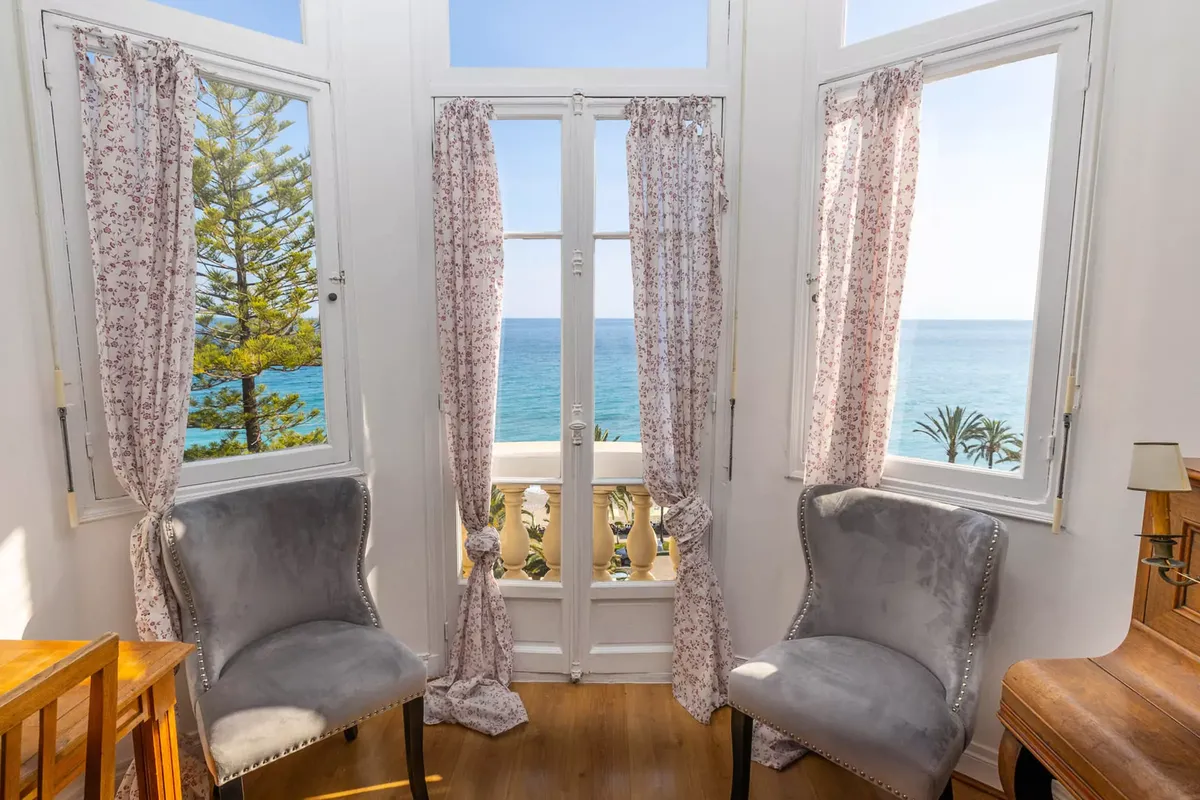 2 Pièces 4 Personnes