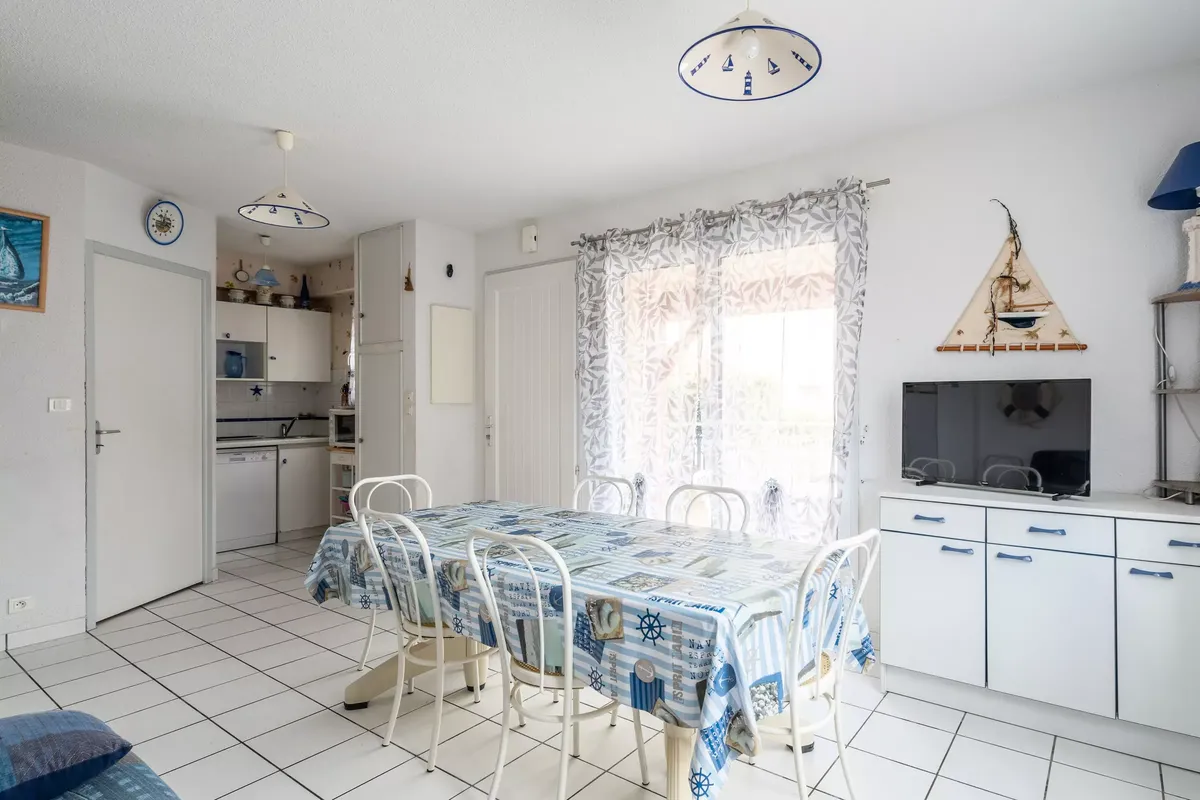 3 Pièces 6 Personnes