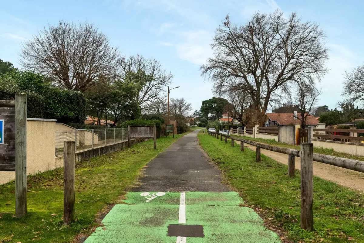 1 Pièce 4 Personnes