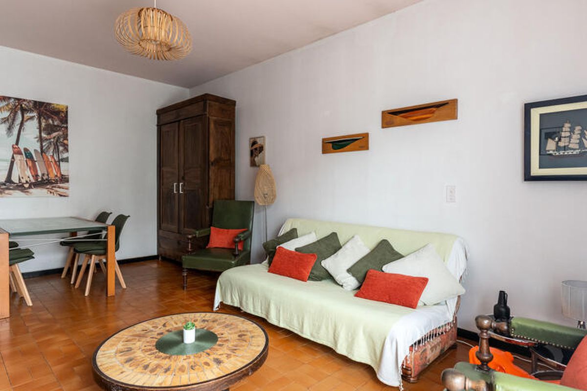 3 Pièces 6 Personnes