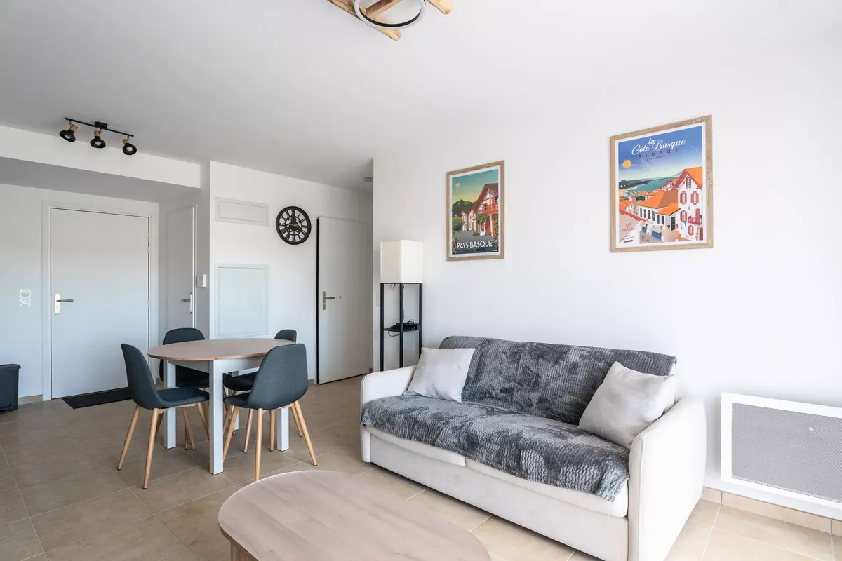 2 Pièces 4 Personnes