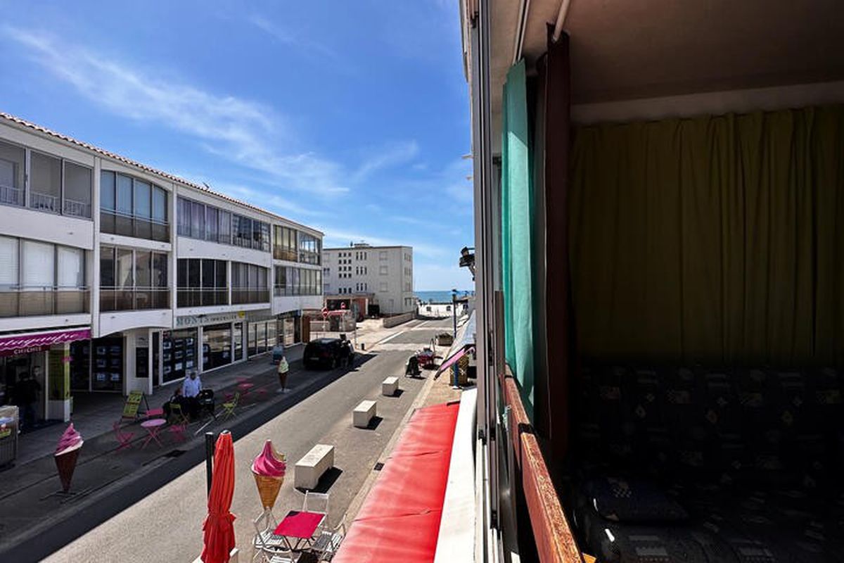 1 Pièce 4 Personnes