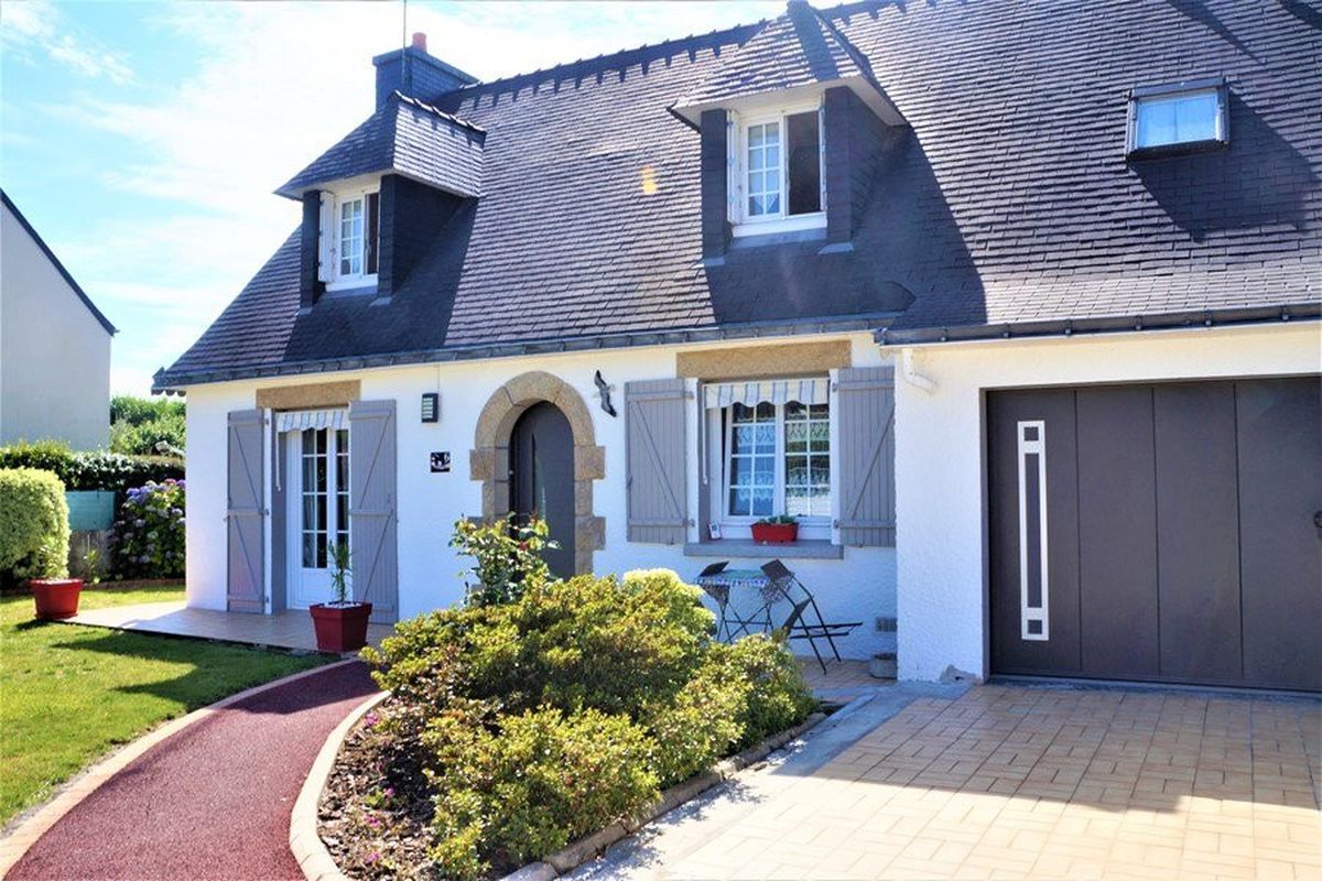 Maison 5 pièces 6-7 personnes avec jardin et WI-FI, parking