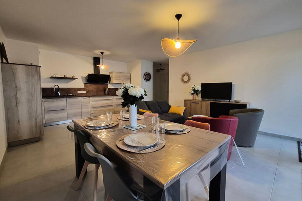 3 Pièces 4 Personnes