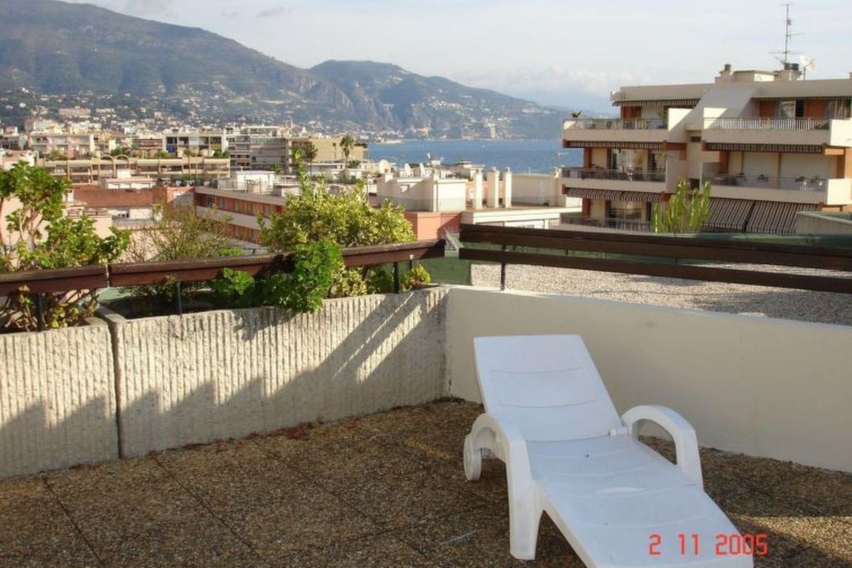 Appartement Ruhige Tourismusmöblierung mit Balkon und Pool