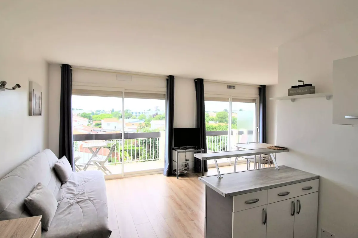 1 Pièce 4 Personnes